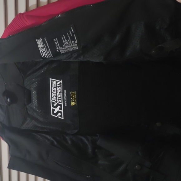 Ladies armored motorcycle jacket, Speed and Strength NWoT - Picture 3 of 5